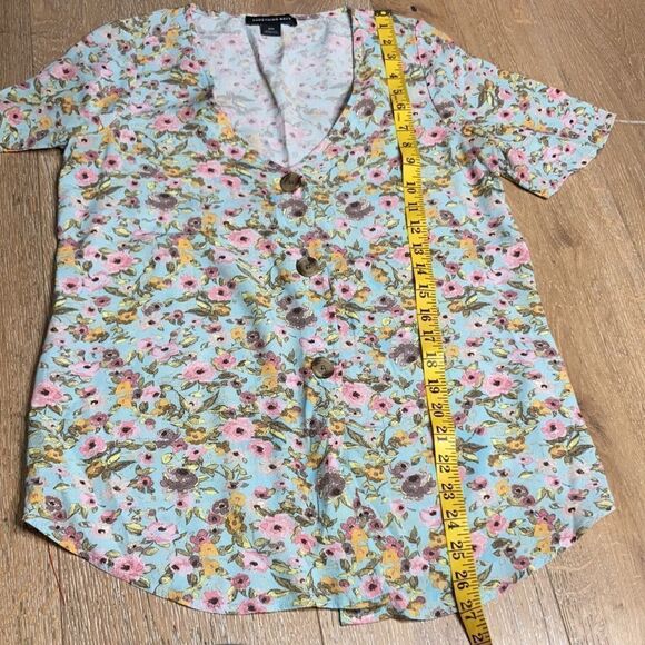 Something navy floral button down top XXS - Picture 6 of 8